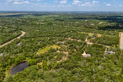 229 Green Mountain Drive, Cedar Creek, TX 78612 - Photo 40