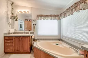 229 Green Mountain Dr, Cedar Creek, TX 78612 - Photo 18