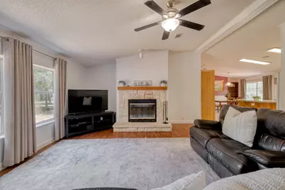 229 Green Mountain Drive, Cedar Creek, TX 78612 - Photo 2