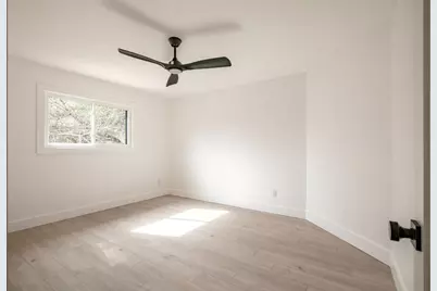 2201 Trede Drive, Austin, TX 78745 - Photo 32