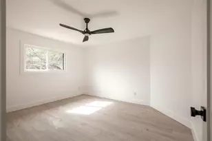 2201 Trede Dr, Austin, TX 78745 - Photo 32