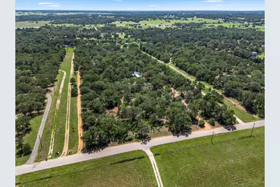 247 Pine Valley Loop, Smithville, TX 78957 - Photo 4