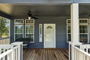 260 Dickerson Ln, Elgin, TX 78621 - Photo 4