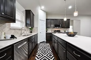 142 Rosling Dr, Buda, TX 78610 - Photo 8