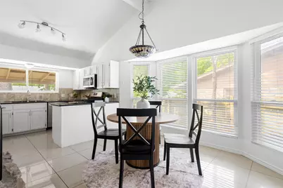 8306 Seminary Ridge Drive, Austin, TX 78745 - Photo 8