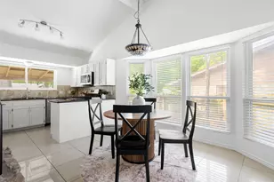 8306 Seminary Ridge Dr, Austin, TX 78745 - Photo 8