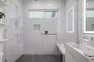 206 E 43rd St, Austin, TX 78751 - Photo 20