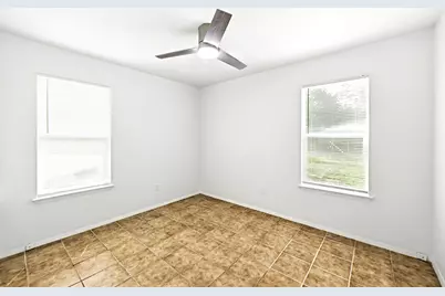 910 Bret Lane #A, Austin, TX 78721 - Photo 18