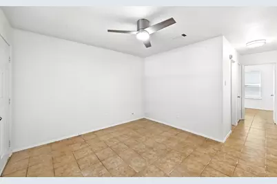 910 Bret Lane #A, Austin, TX 78721 - Photo 6
