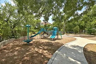 910 Bret Ln, Austin, TX 78721 - Photo 28