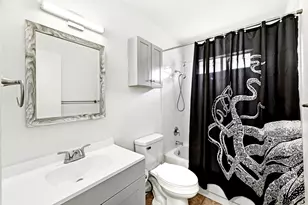 910 Bret Ln, Austin, TX 78721 - Photo 20