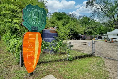 910 Bret Lane #A, Austin, TX 78721 - Photo 32