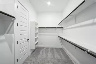 208 Medallion St, Liberty Hill, TX 78642 - Photo 18