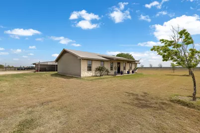 851 County Road 454 Road, Taylor, TX 76574 - Photo 36