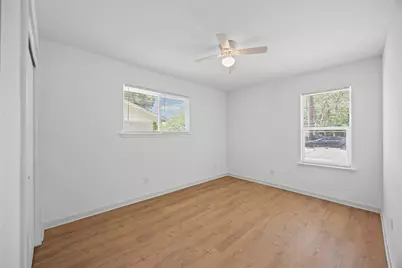 5500 Stuart Circle, Austin, TX 78721 - Photo 22