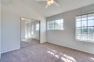 1824 River Crossing Cir, Austin, TX 78741 - Photo 8