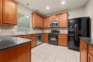 5105 Hibiscus Valley Dr, Austin, TX 78739 - Photo 10