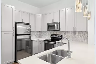 1900 Barton Springs Road #2021, Austin, TX 78704 - Photo 4