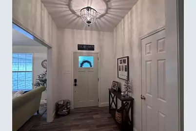 460 Tahitian Drive, Bastrop, TX 78602 - Photo 2