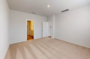 201 Firefox Wy, Jarrell, TX 76537 - Photo 18