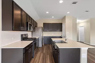 111 Crooked Trail, Bastrop, TX 78602 - Photo 6