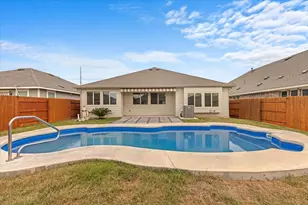 111 Crooked Trail, Bastrop, TX 78602 - Photo 28