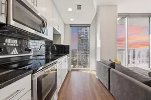 360 Nueces St, Austin, TX 78701 - Photo 10