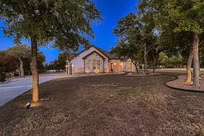 124 Gabriel Vista E, Georgetown, TX 78633 - Photo 2