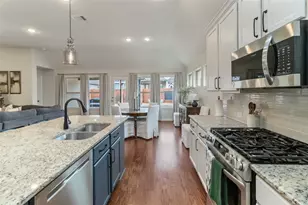 116 Acacia Pass, Bastrop, TX 78602 - Photo 10