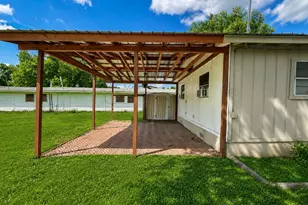 610 Gunter St, Austin, TX 78702 - Photo 16