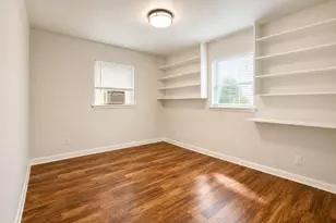 610 Gunter St, Austin, TX 78702 - Photo 8