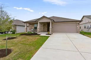 117 Stellamar Dr, Hutto, TX 78634 - Photo 2