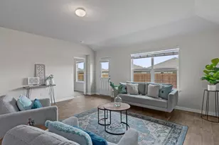 117 Stellamar Dr, Hutto, TX 78634 - Photo 10