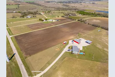 1295 County Road 432 Road, Taylor, TX 76574 - Photo 14