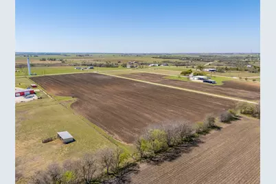 1295 County Road 432 Road, Taylor, TX 76574 - Photo 2
