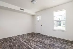 230 Debus Dr, Taylor, TX 76574 - Photo 6