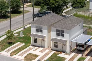 230 Debus Dr, Taylor, TX 76574 - Photo 4