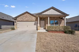 1644 T H Johnson Dr, Taylor, TX 76574 - Photo 1