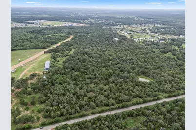 000 McDonald Lane W, Cedar Creek, TX 78612 - Photo 14