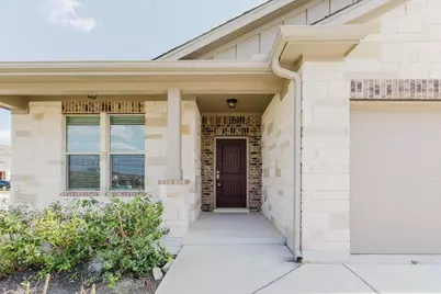 101 Falkland Street, Hutto, TX 78634 - Photo 4