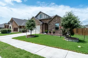 117 Skylark Ln, Hutto, TX 78634 - Photo 38