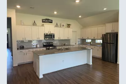 117 Skylark Lane, Hutto, TX 78634 - Photo 4