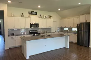 117 Skylark Ln, Hutto, TX 78634 - Photo 4
