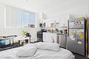 1010 W 26th St, Austin, TX 78705 - Photo 4