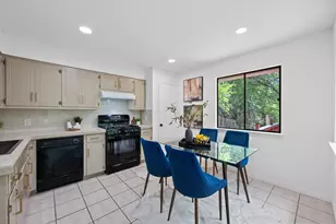 1511 Terrapin Ct, Austin, TX 78746 - Photo 4