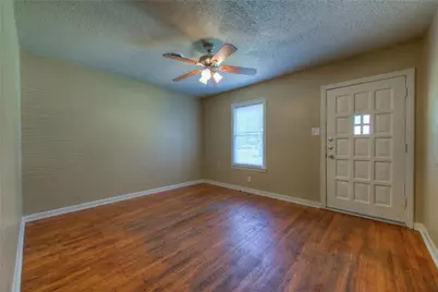 205 W 55th Street, Austin, TX 78751 - Photo 4