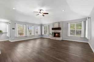 506 La Paloma Dr, Georgetown, TX 78628 - Photo 8