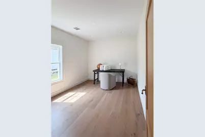 1120 W 3rd Street, Taylor, TX 76574 - Photo 18
