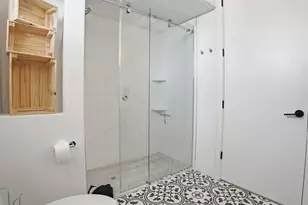 2709 5th Street E, Austin, TX 78702 - Photo 12