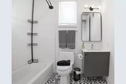2709 5th Street E #1306, Austin, TX 78702 - Photo 10